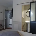 Alojamento de Acomodação e Pequeno-almoço Les Premontres 3*