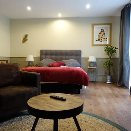 Les Premontres Bed & Breakfast