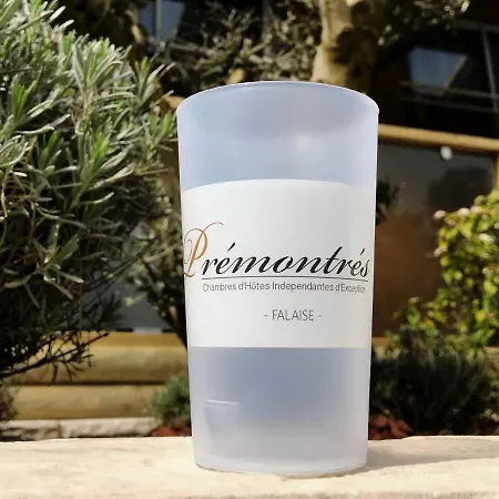 Les Premontres Panzió Falaise