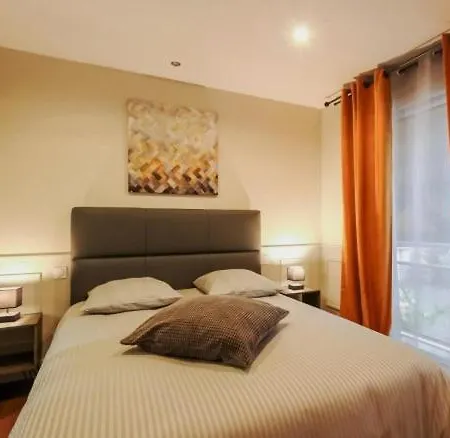 Les Prémontrés Bed & Breakfast Falaise (Calvados)